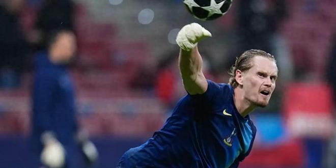 最残酷换人？热刺欧冠噩梦：开场15分钟连丢三球，门将被紧急换下