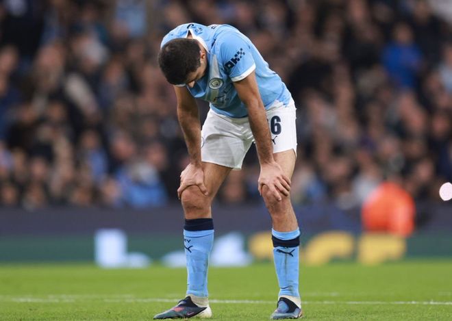 0-3到1-2！红牌+点球，曼城欧冠出局，瓜帅无能为力，皇马挺进8强